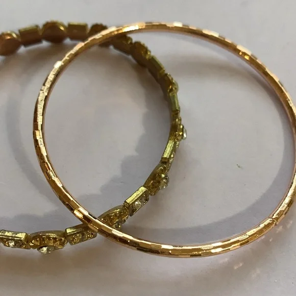 Two bracelets - Picture 5 of 5